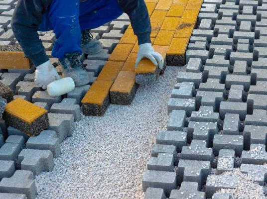 The Perfect Pair: Combining Paver Sealing with South Florida Landscaping Trends